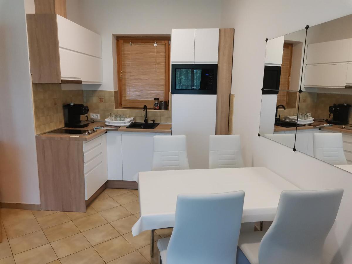 Simon Apartman Balatonlelle Zewnętrze zdjęcie
